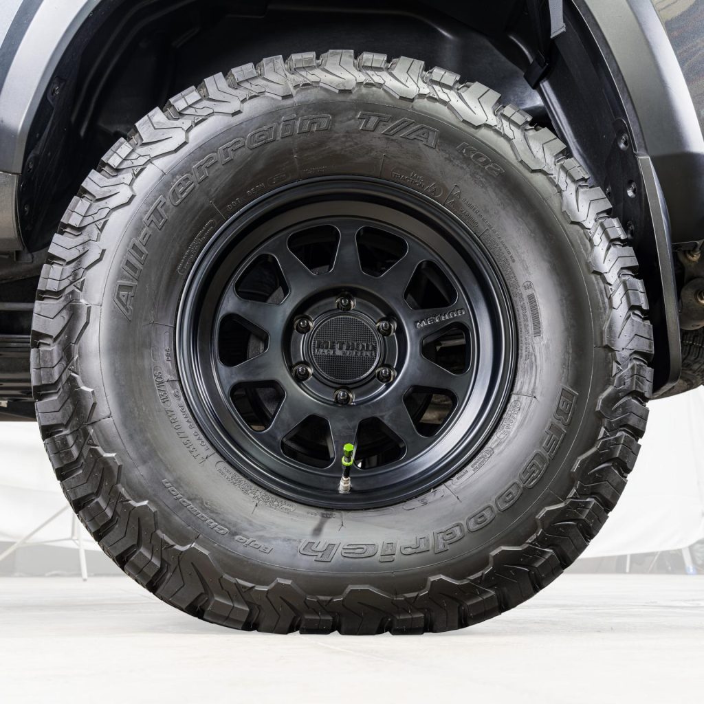 4 Piece Adjustable Tire Deflator Kit & Storage Bag - view 4