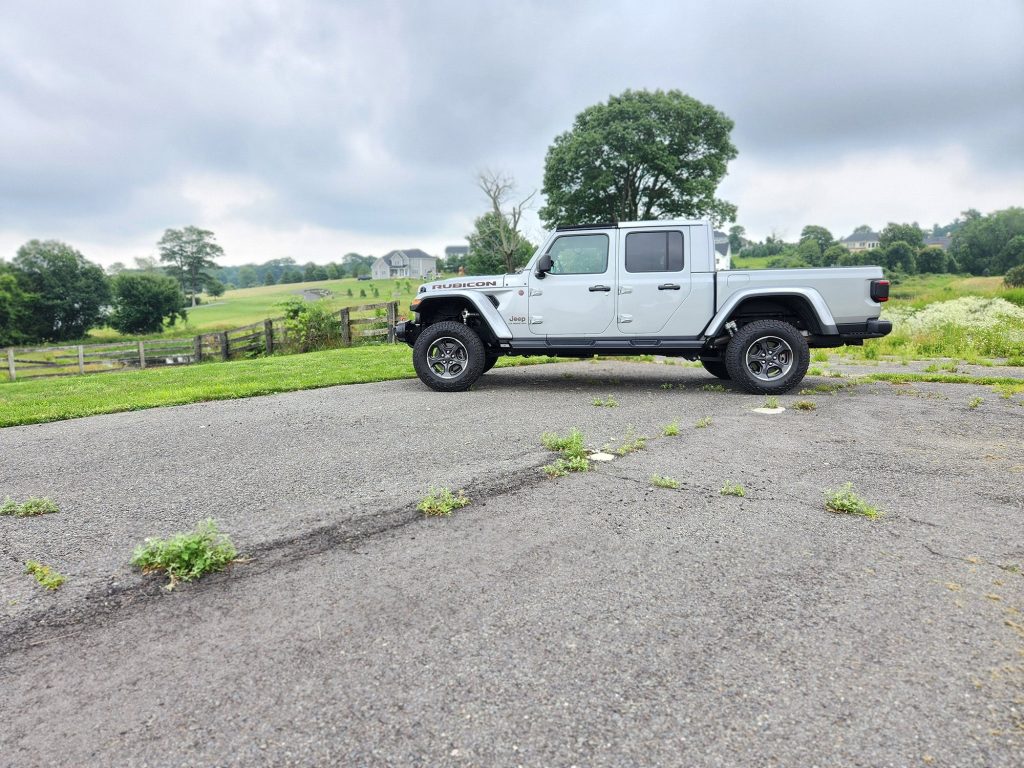 Jeep Gladiator 1.5″ OVERLAND+ Lift Kit (2020+, JT) - view 3